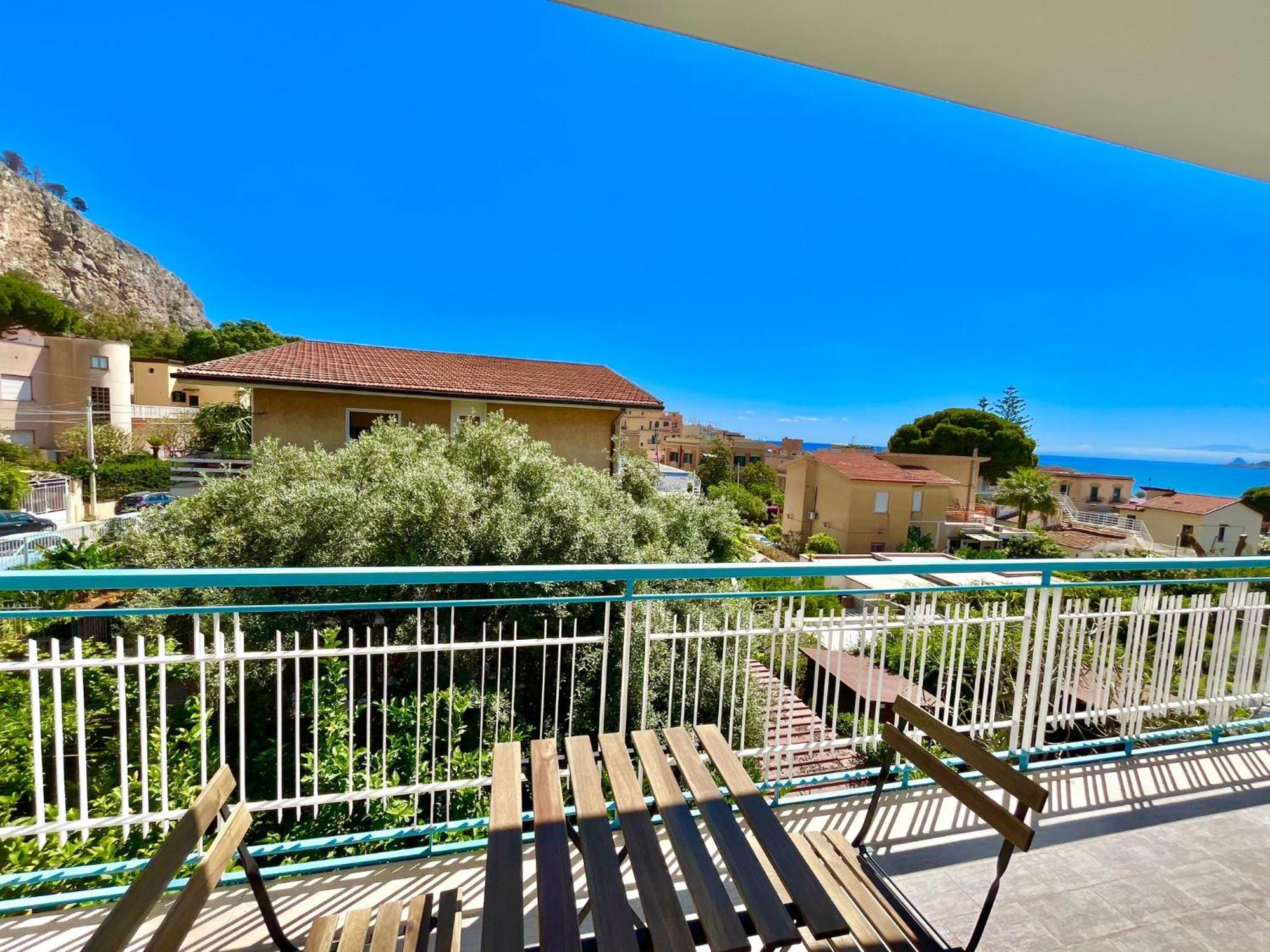 מונדלו Mongibello Rooftop מראה חיצוני תמונה